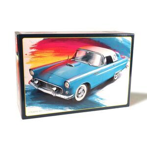 AMT 1956 Ford Thunderbird 1/25 Scale Model Kit  COLLECTIBLES
